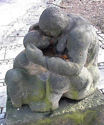 Neeberger Torso von Wieland Foerster am Stadthallenpark, Chemnitz